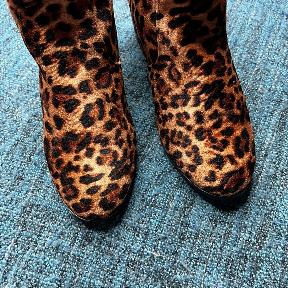 Dolce Vita Leopard Print Ankle Booties in Brown Black